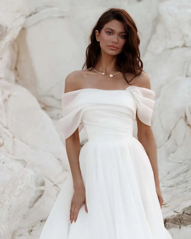 Abito da sposa con spalle scoperte mordern A-Line con cerniera Abito da sposa 2023 Corte dei treni Principessa BECHOYER NR270 Plus Size Vestido de Noiva - Bridetobe.it