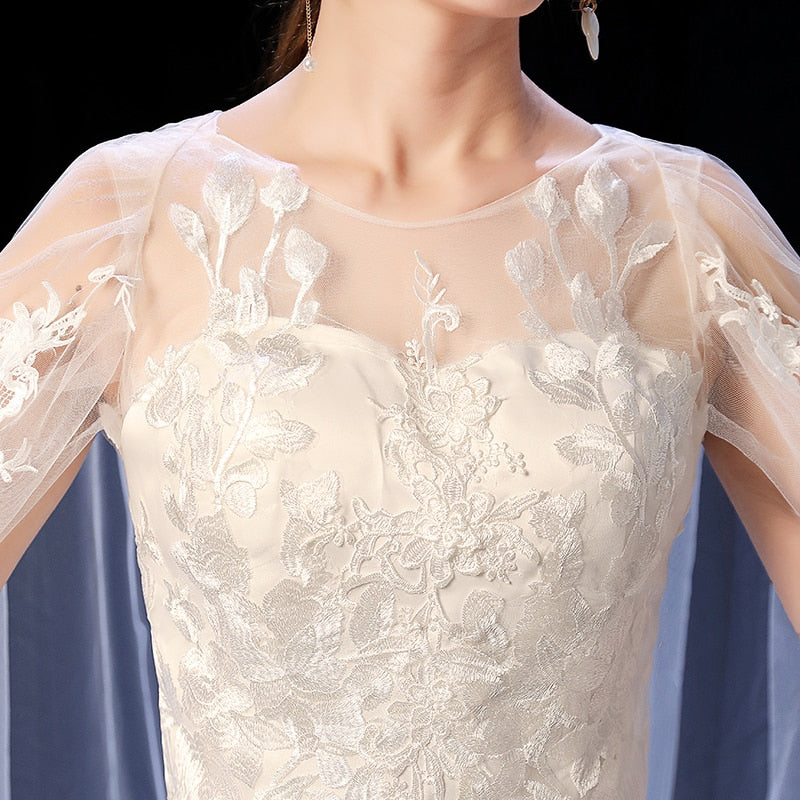 2023 Vintage Wedding Dress with Elegant Court Train and Lace Embroidery - Princess Style