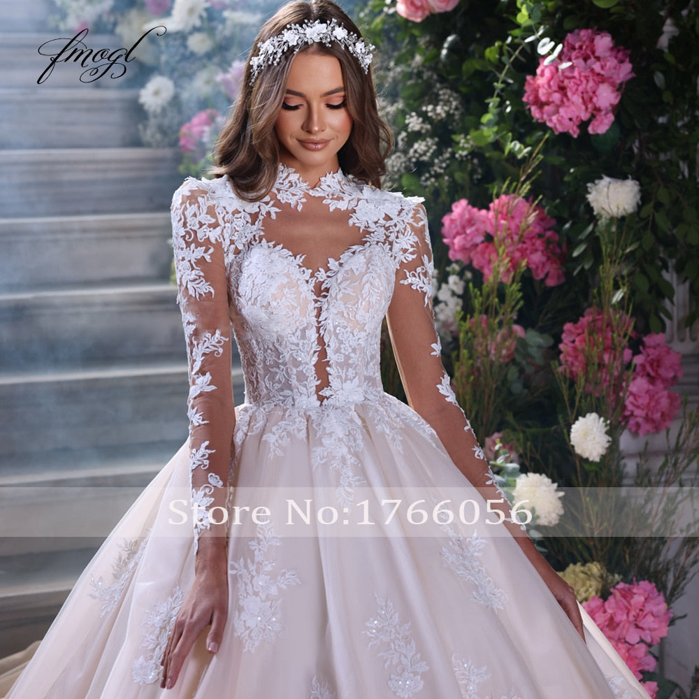 Abito da Sposa A-Line Elegante Principessa 2024 Scollo Alto e Maniche Lunghe in Pizzo per un Look Romantico di Lusso