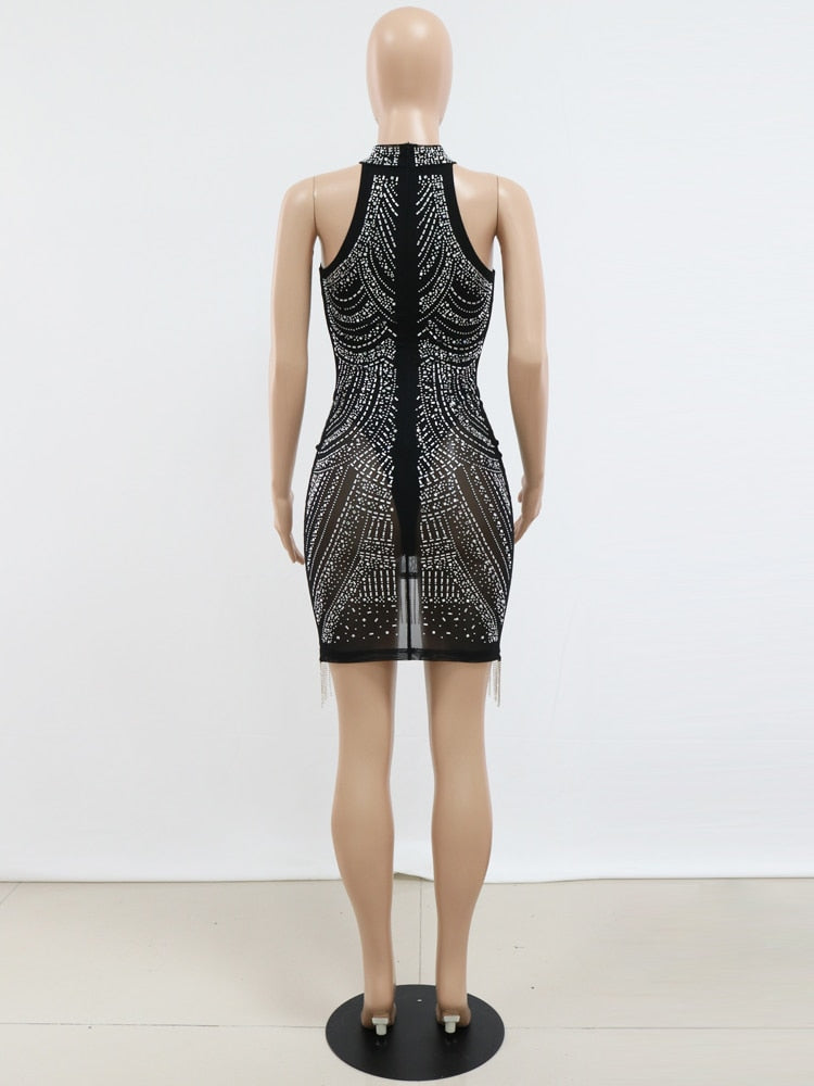 Mini abito da donna estivo con orlo in nappa di cristallo con strass sexy e spalle scoperte - Bridetobe.it