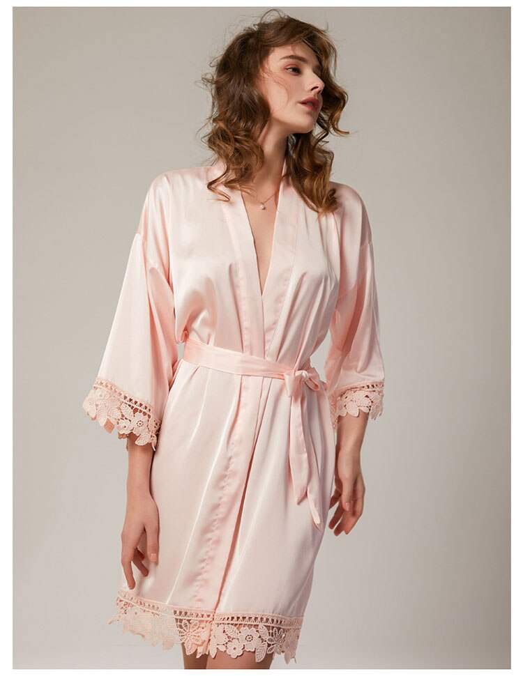 Vestaglia Personalizzata da Sposa in Seta con Pizzo - Abito da Notte per Spose e Damigelle d'Onore - Bridetobe.it