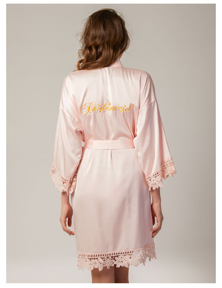 Vestaglia Personalizzata da Sposa in Seta con Pizzo - Abito da Notte per Spose e Damigelle d'Onore - Bridetobe.it