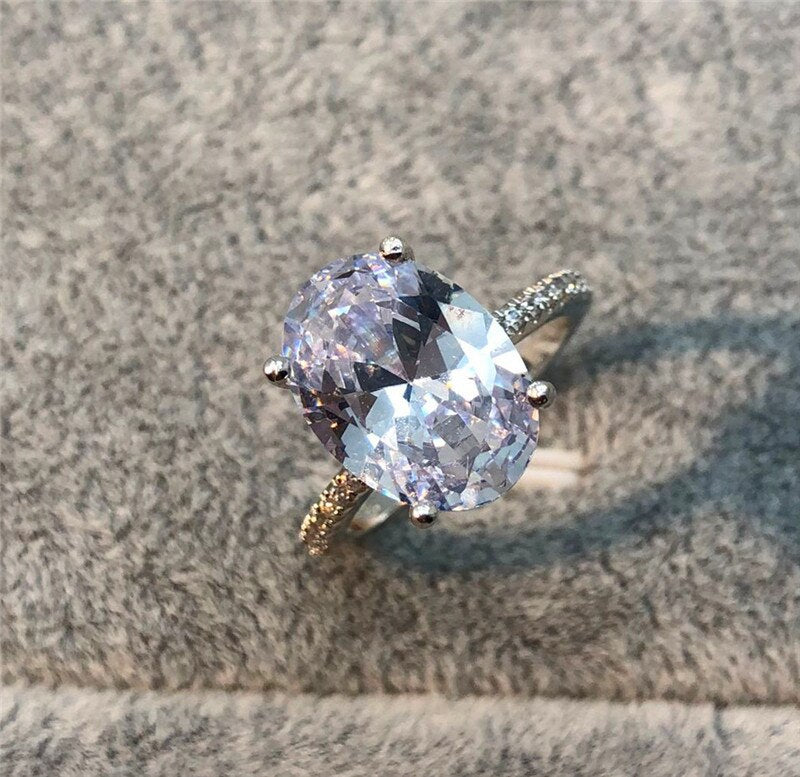 Anello di Fidanzamento in Argento Sterling 925 con Diamante in Zirconia 4ct al 100% - Bridetobe.it