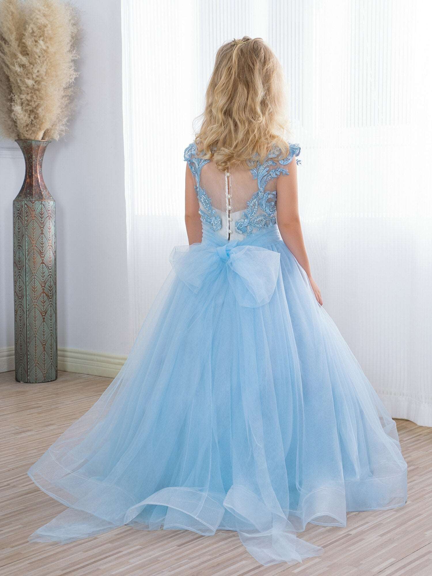 Abito da ballo Principessa A-Linea con Applicazioni in Pizzo di Fiore Fatato Blu Chiaro per Ragazza d'Onore al Matrimonio - Bridetobe.it