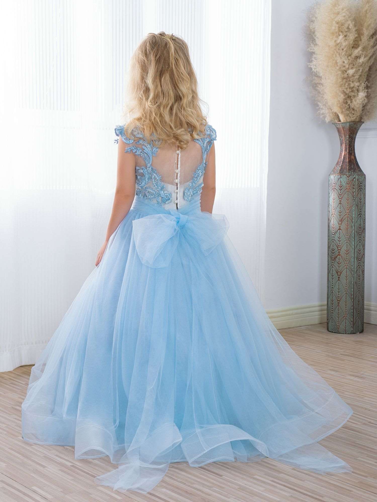 Abito da ballo Principessa A-Linea con Applicazioni in Pizzo di Fiore Fatato Blu Chiaro per Ragazza d'Onore al Matrimonio - Bridetobe.it