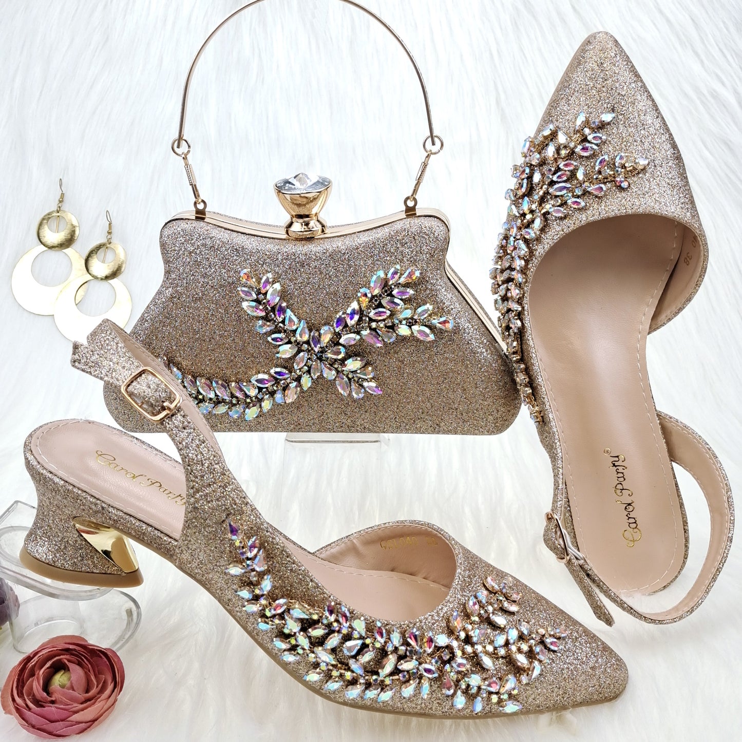 Scarpe e Borsa Fatte a Mano in Stile Popolare in Africa con Design Italiano Elegante e Colori Multipli per Feste/Matrimoni - Bridetobe.it