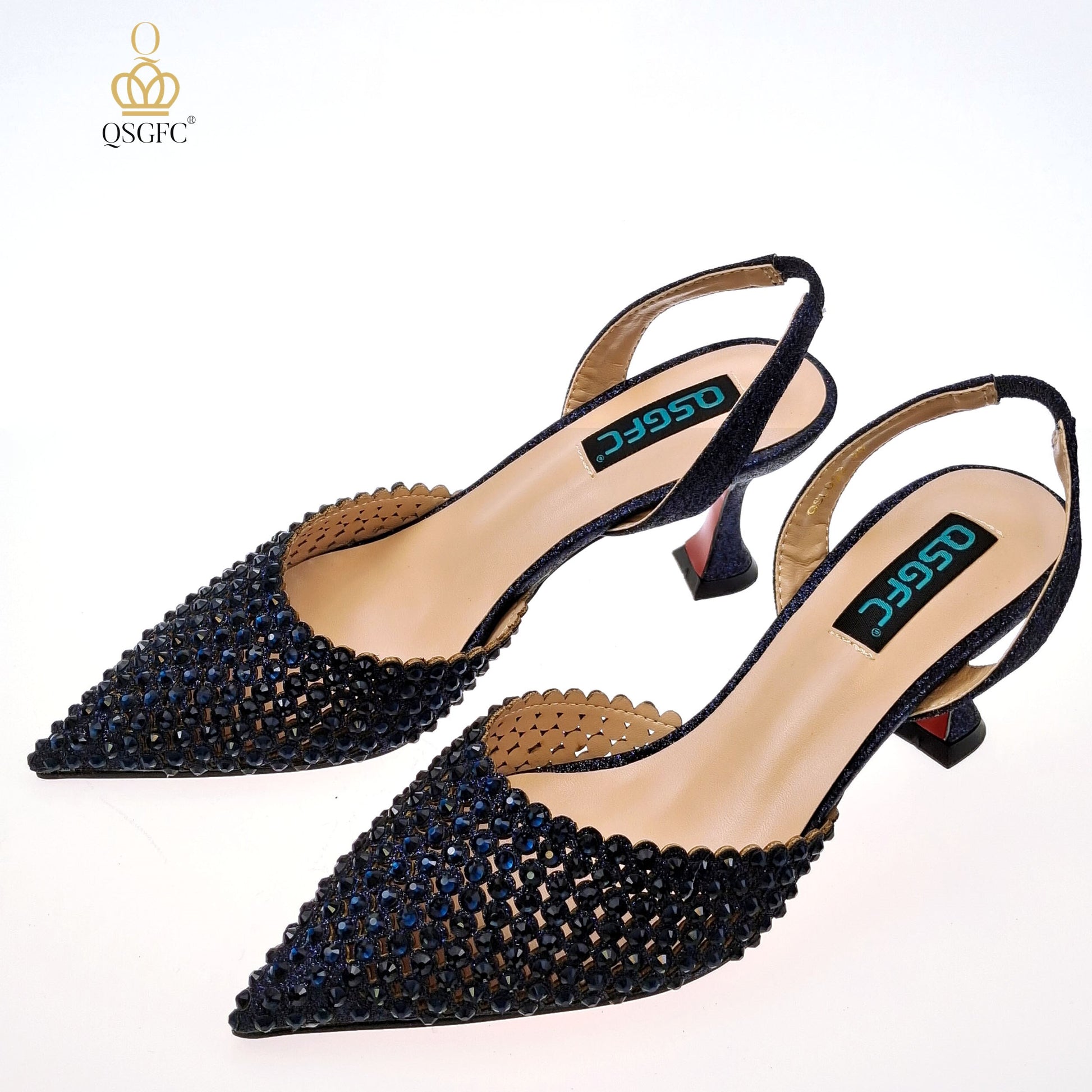 Scarpe e borsa artigianali italiane dallo stile popolare a ritagli per donne: eleganti, colorate e perfette per feste e matrimoni - Bridetobe.it