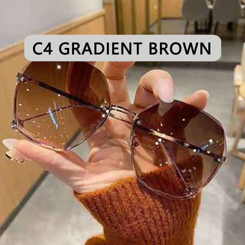 Occhiali da sole rotondi da donna designer di marca gradiente Moda occhiali da sole Donna senza montatura in metallo Oculos De Sol designer di lusso - Bridetobe.it