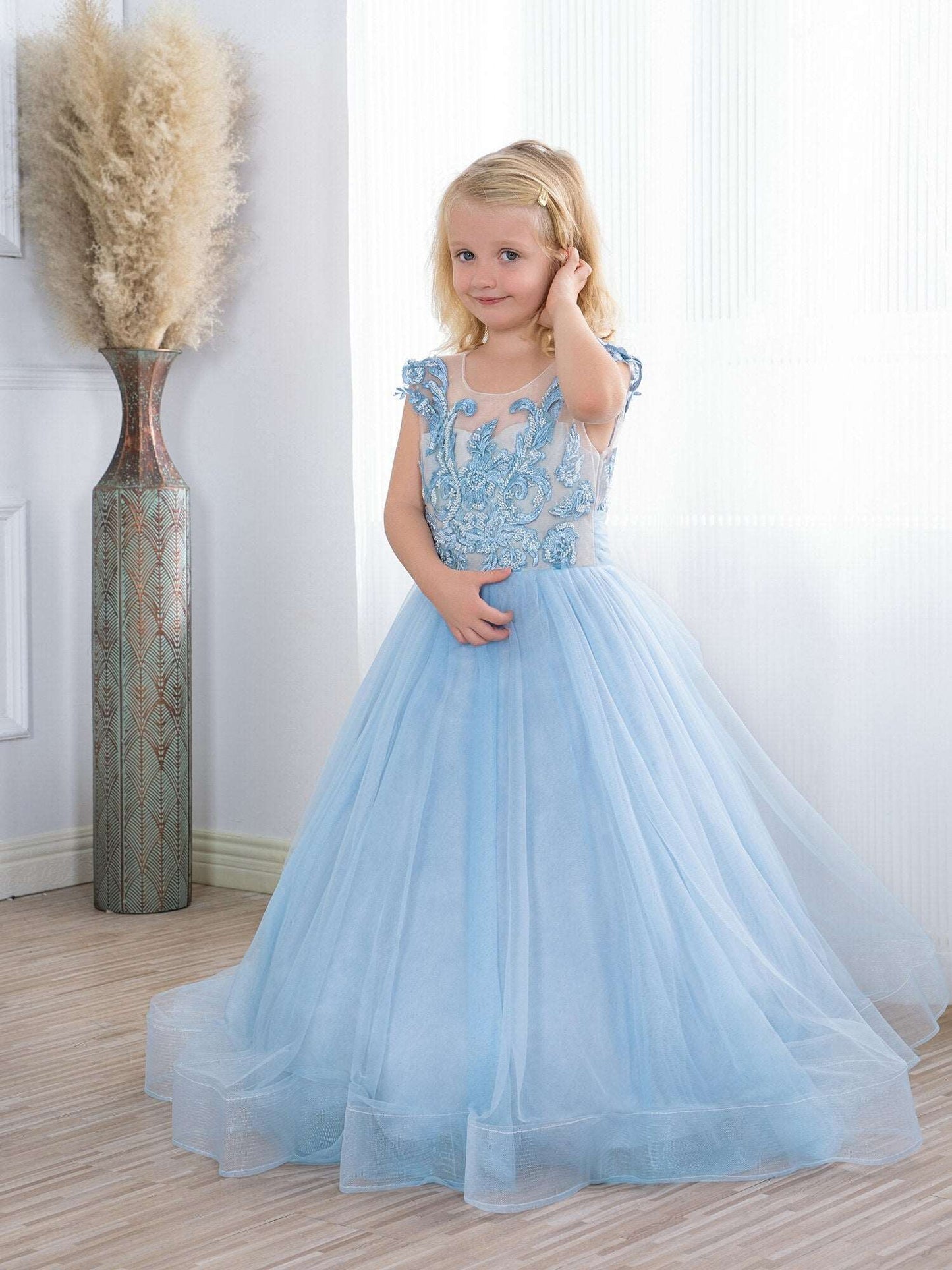 Abito da ballo Principessa A-Linea con Applicazioni in Pizzo di Fiore Fatato Blu Chiaro per Ragazza d'Onore al Matrimonio - Bridetobe.it
