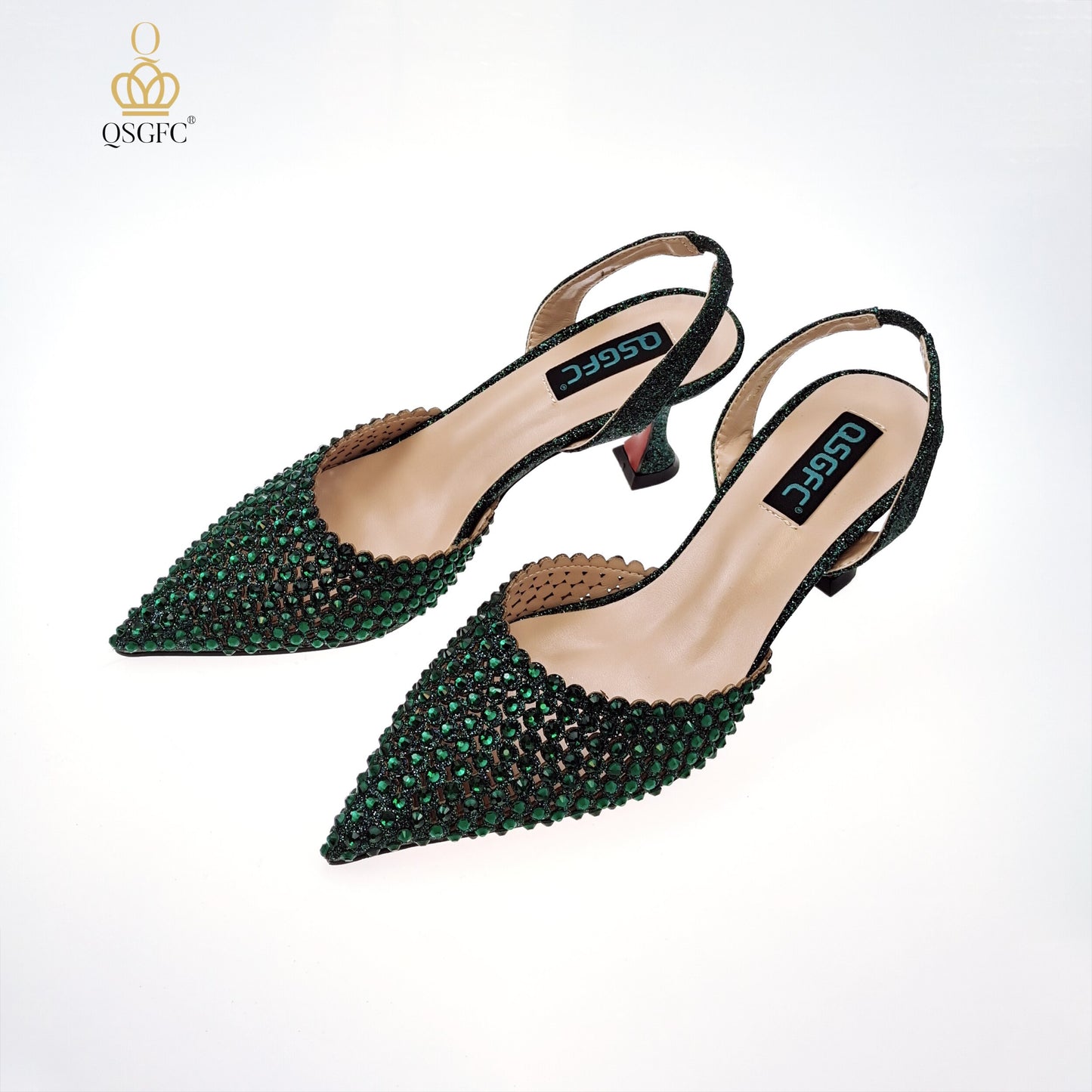 Scarpe e borsa artigianali italiane dallo stile popolare a ritagli per donne: eleganti, colorate e perfette per feste e matrimoni - Bridetobe.it