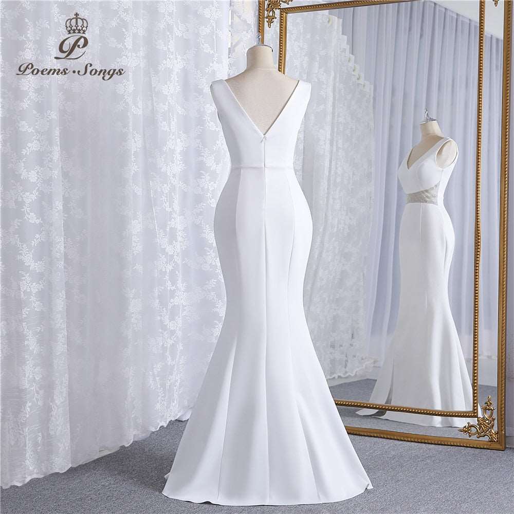 Abito da cerimonia elegante e sexy con scollo a V e senza maniche con paillettes - Bridetobe.it