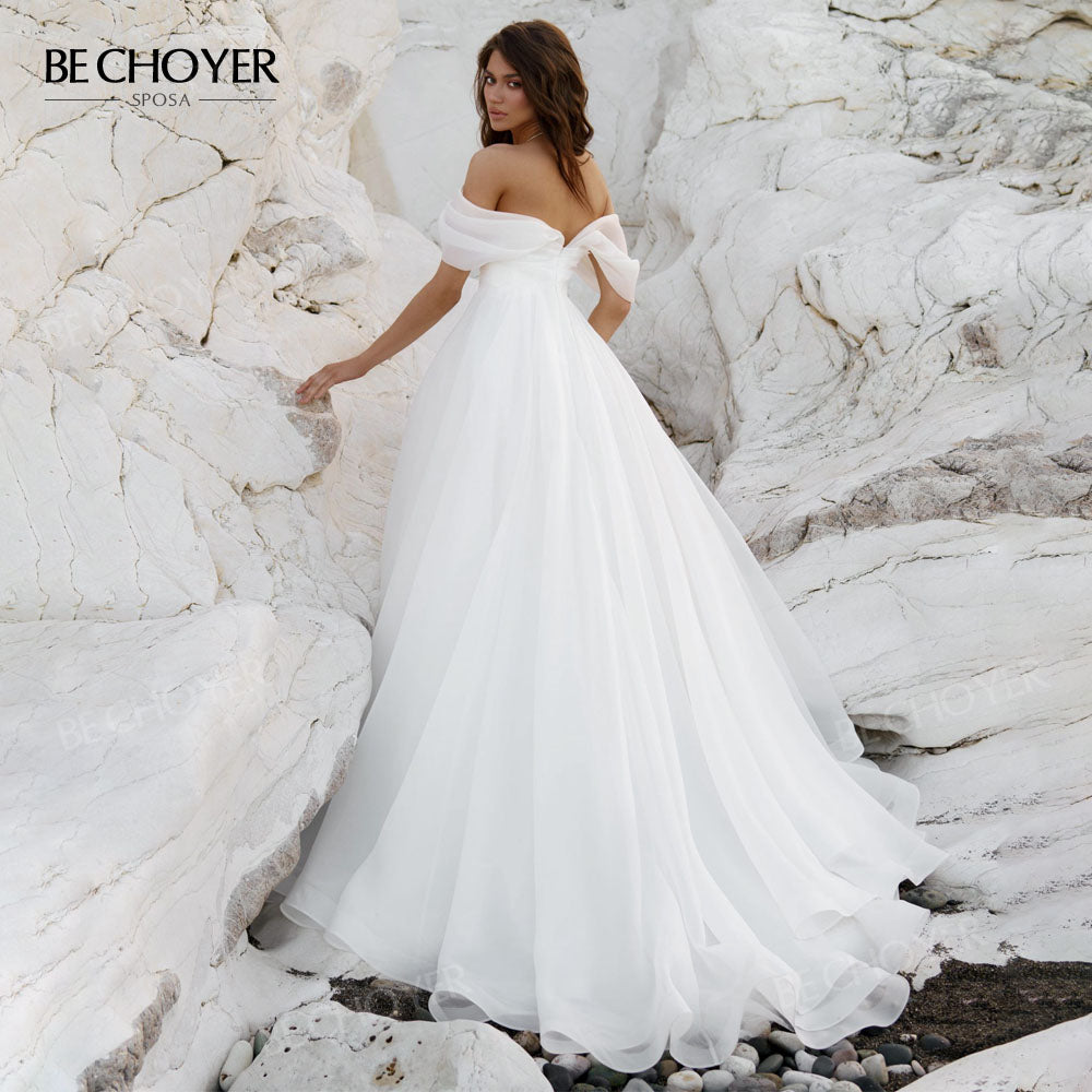 Abito da sposa con spalle scoperte mordern A-Line con cerniera Abito da sposa 2023 Corte dei treni Principessa BECHOYER NR270 Plus Size Vestido de Noiva - Bridetobe.it