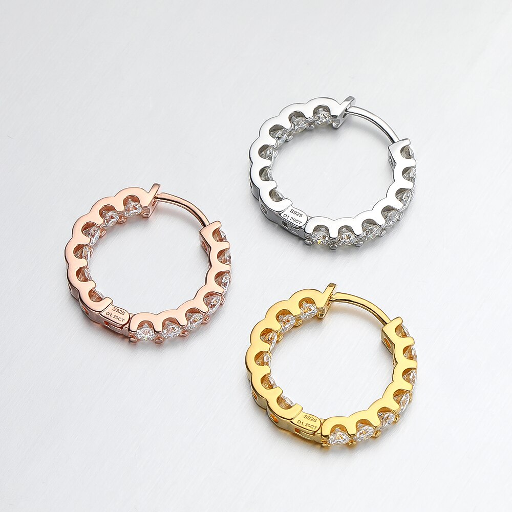 Orecchini Moissanite a cerchio in argento Sterling 925 placcati in oro 18k con 2.6CT di Moissanite totale per donne - Regalo scintillante per matrimonio, anniversario o San Valentino. - Bridetobe.it