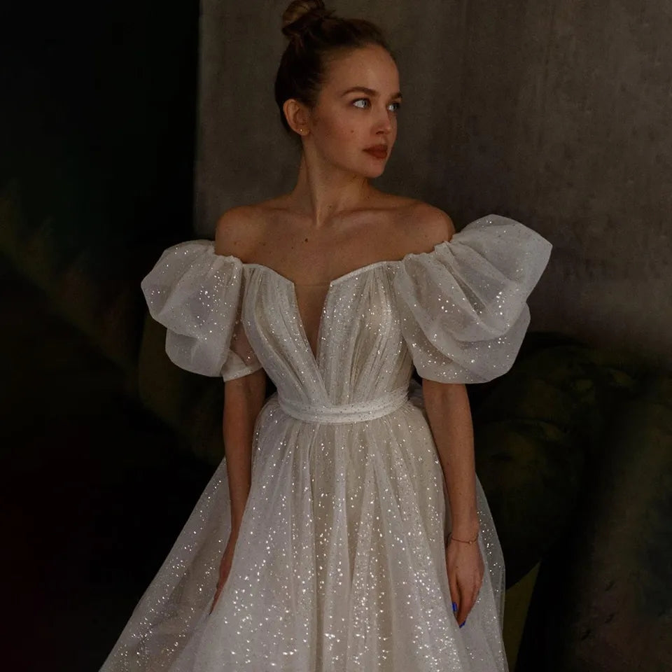 Abito da sposa vintage boho con maniche corte a puff e glitter lucidi, lussuoso e principesco - Bridetobe.it