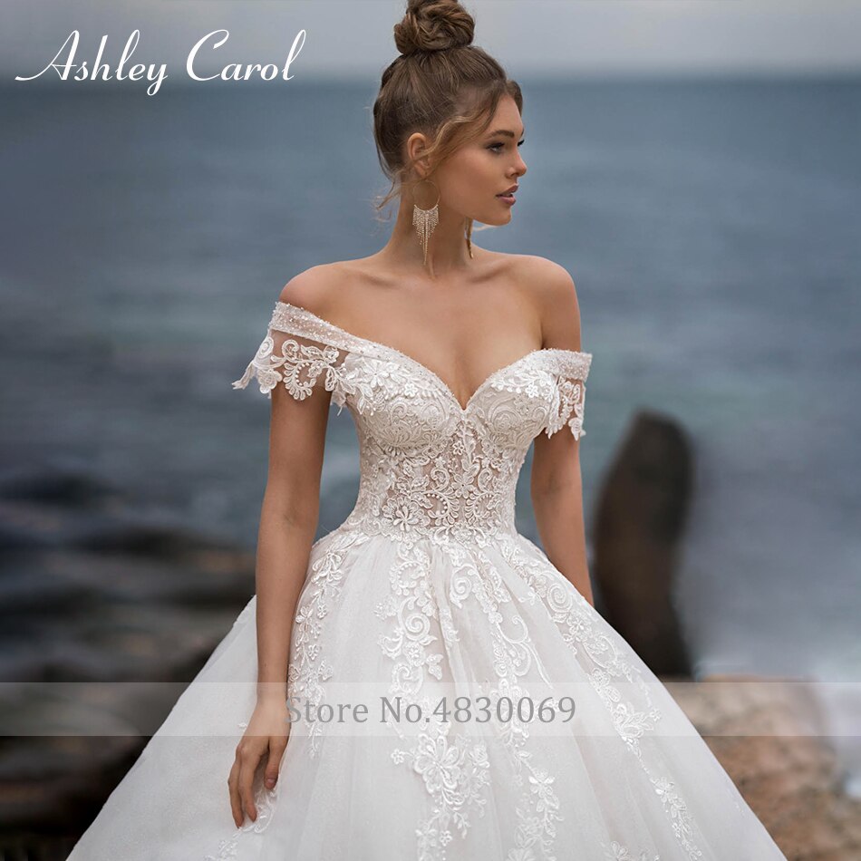 Abiti da sposa di lusso per donna 2023 Appliques con perline a cuore Abito da sposa cattedrale con lacci Abiti da sposa - Bridetobe.it