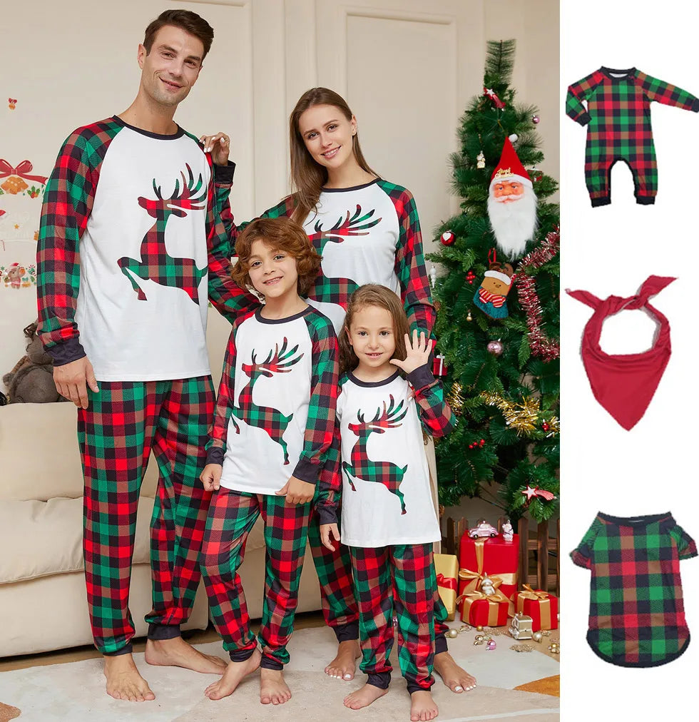 Pigiama Natalizio Coordinato per Famiglia – Stampa Babbo Natale, Elfo & Albero di Natale ecc | Set per Genitori, Bambini e Animali Domestici | Maglia e Pantaloni Scozzesi