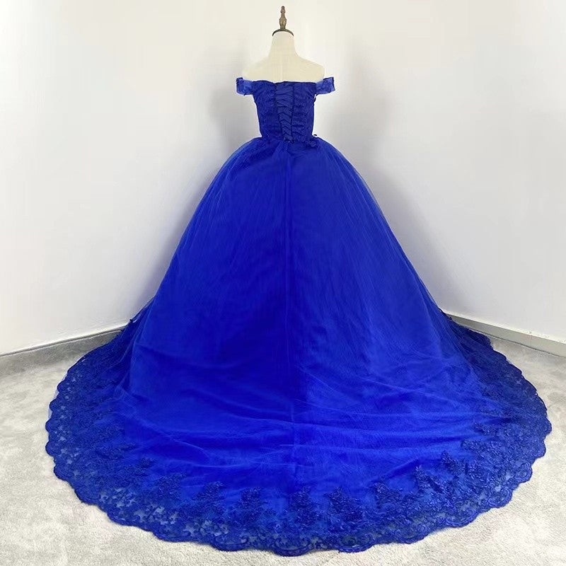 Abito da Quinceanera con Strascico: Elegante Abito da Ballo Scollo a Barchetta, lussuoso Abito da Festa Taglie Forti, Abito da Ballo da Sera