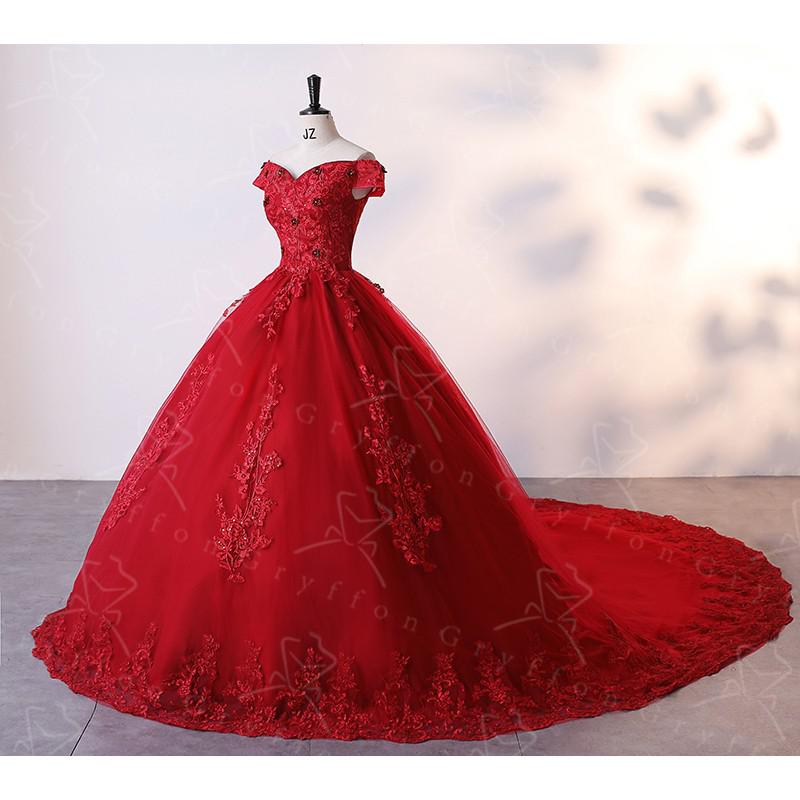 Abito da Quinceanera con Strascico: Elegante Abito da Ballo Scollo a Barchetta, lussuoso Abito da Festa Taglie Forti, Abito da Ballo da Sera