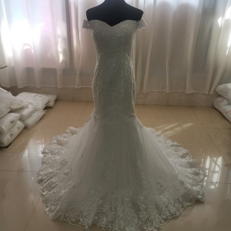 Vestito da Sposa Scollo Barchetta con Spalle Scoperte 2023 - Vestito da Sposa con Coda a Sirena, Applicazioni di Lusso