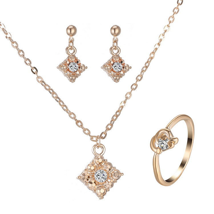 Set di gioielli da sposa in oro rosa 18K - Bridetobe.it