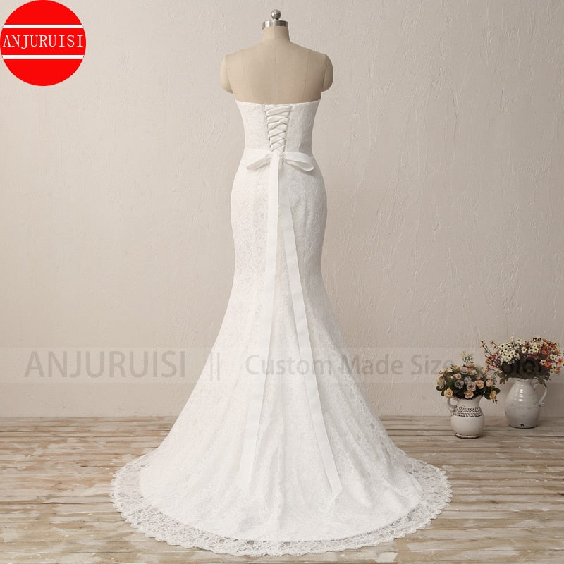 Abito da Sposa Sirena in Pizzo Bianco Elegante - Bridetobe.it