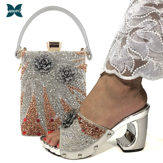 Scarpe e Borsa Set in Cristallo di Alta Qualità con Design Floreale Artigianale Italiano per Donne Sposa - Bridetobe.it