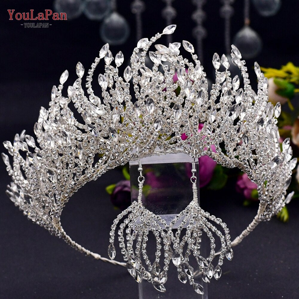 Accessori di lusso per acconciature da sposa con diamanti e corone diademi in strass - Bridetobe.it