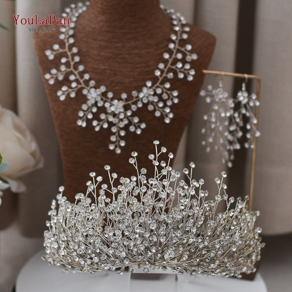 Set di tiara e orecchini da sposa fatti a mano con cristalli - Bridetobe.it