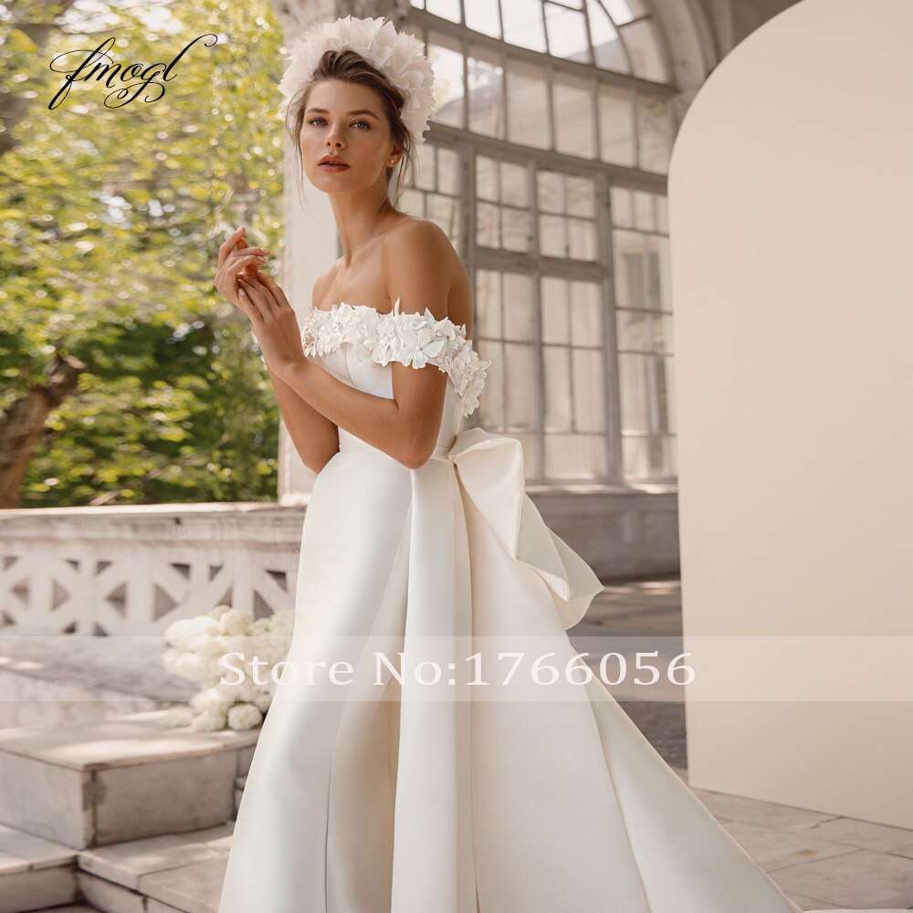 Abito da sposa 2023 Sexy Mermaid con scollo a barca e dettaglio off-the-shoulder - Bridetobe.it