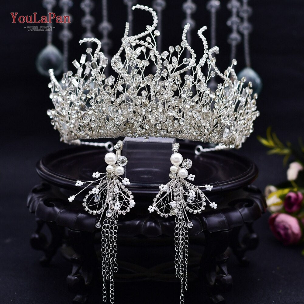 Set di tiara e orecchini da sposa fatti a mano con cristalli - Bridetobe.it