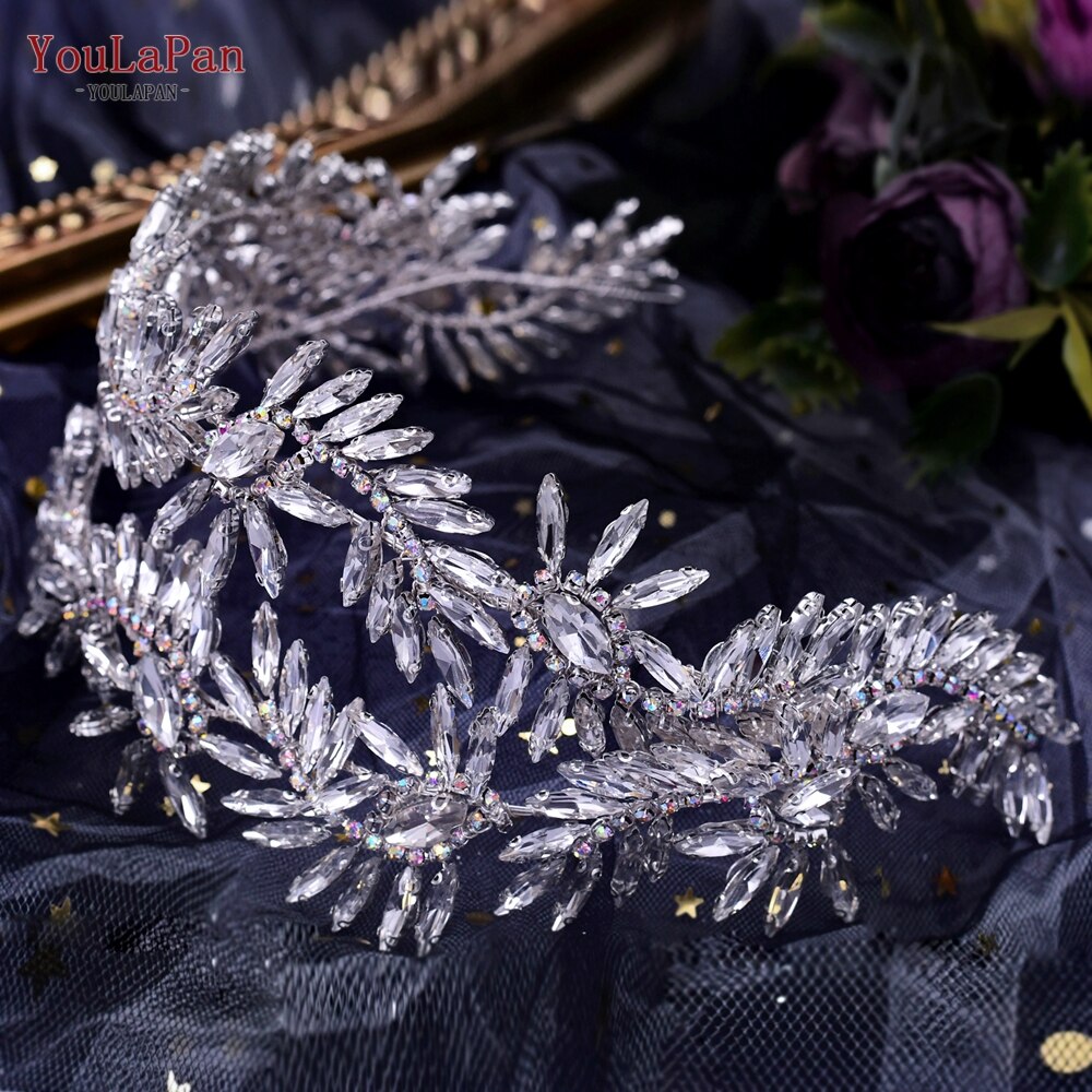 Fascia Per Capelli Nuziale di Lusso Fatta a Mano a Forma di Fiore con Pietre di Strass e cristalli - Bridetobe.it