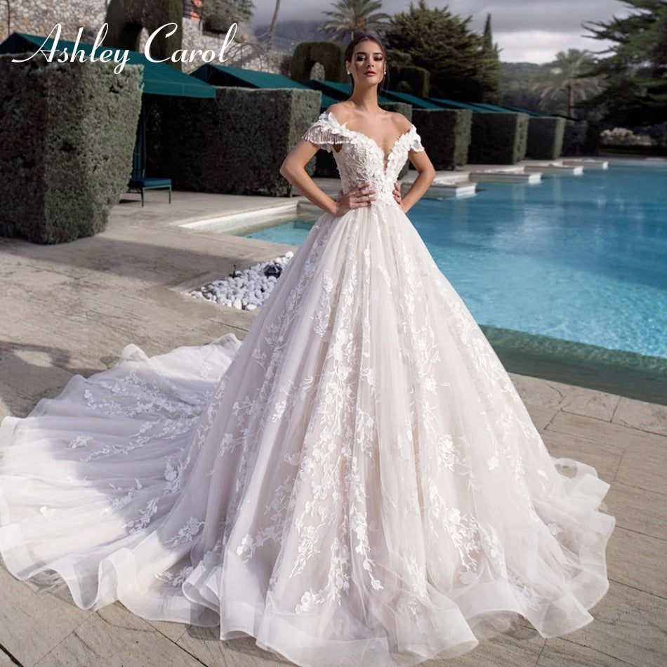 Abito da sposa di lusso 2023 con spalle scoperte tulle organza di alta qualità fiori di perline abito da sposa principessa con lacci - Bridetobe.it