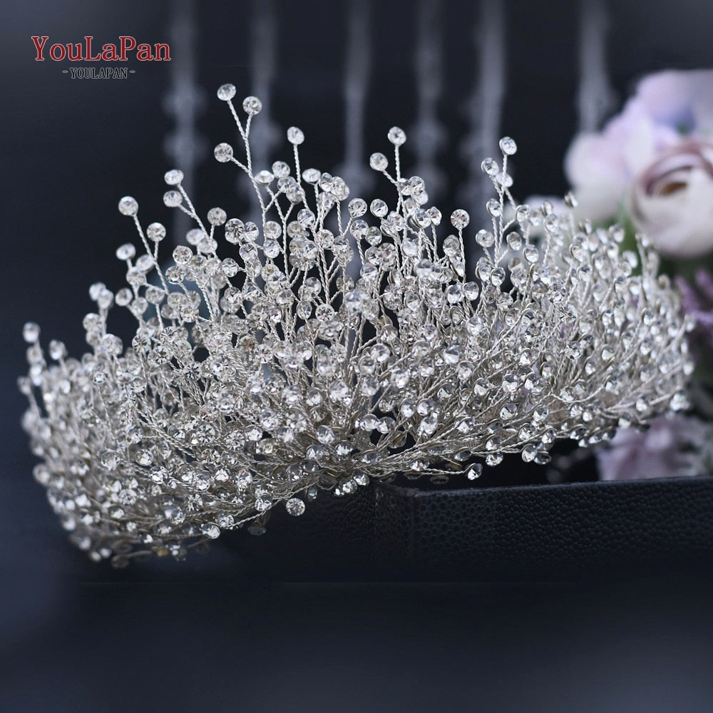 Set di tiara e orecchini da sposa fatti a mano con cristalli - Bridetobe.it