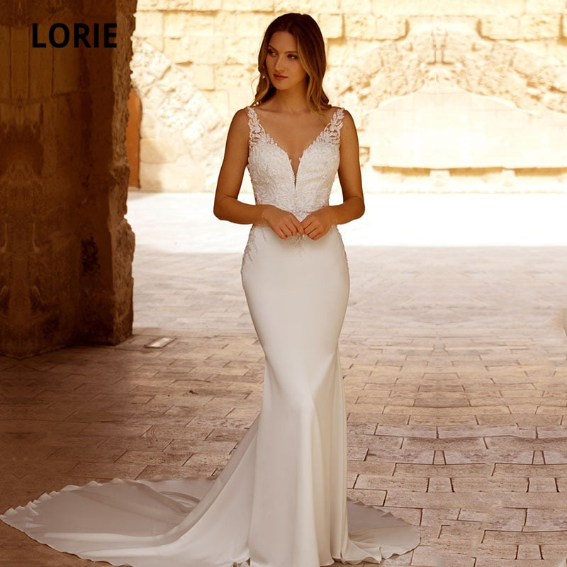 Abiti da sposa Boho con scollo a V in pizzo con applicazioni in chiffon elastico bianco senza schienale a sirena sposa di campagna - Bridetobe.it