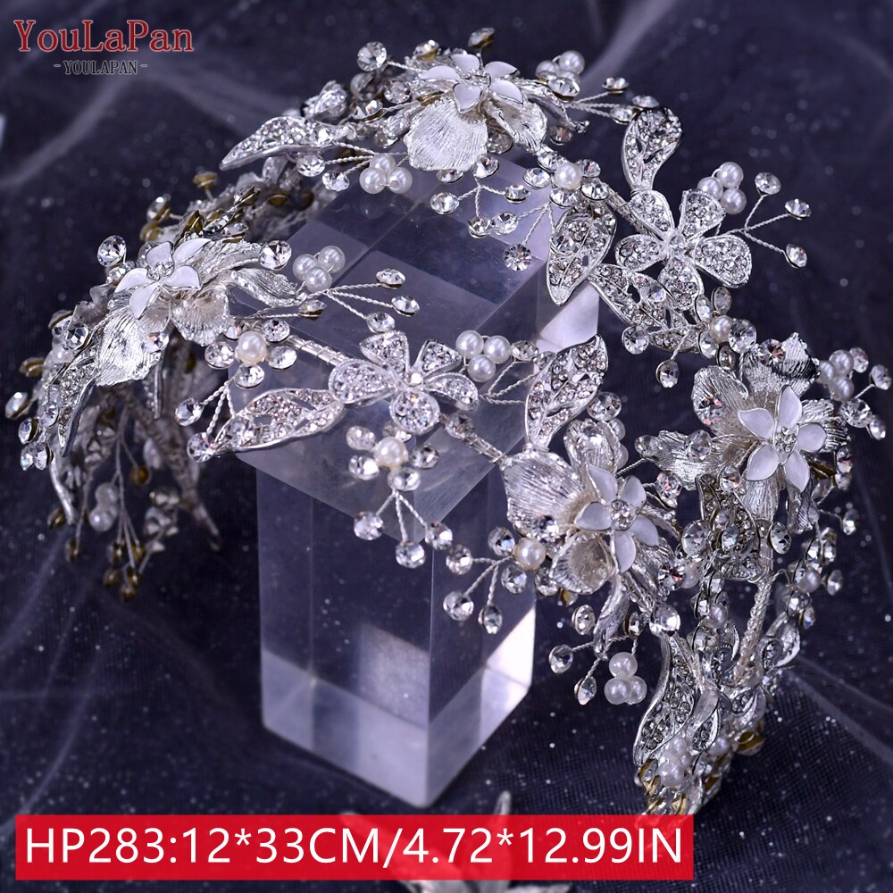 Accessori capelli sposa di lusso con cristallie strass per pettinature: eleganza e raffinatezza per il giorno del matrimonio" - Bridetobe.it