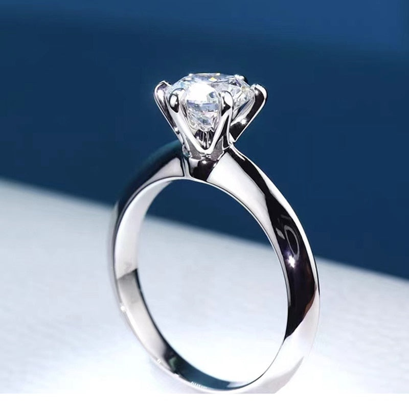 Anello di fidanzamento in argento sterling placcato 925 con moissanite certificata GRA da 1 a 5 CT - Bridetobe.it