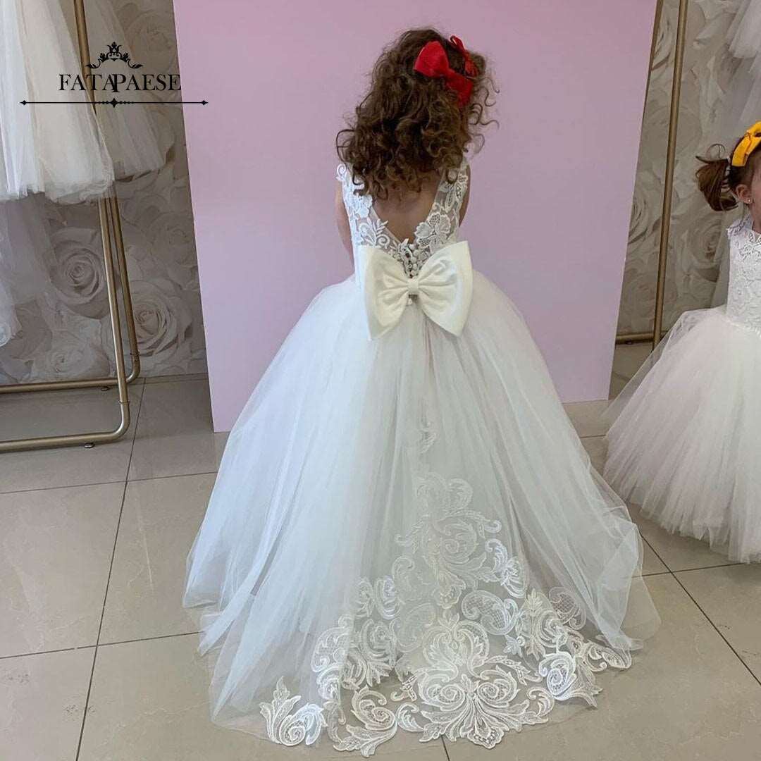 Abito da ballo senza maniche con scollo a V, con fiocco in pizzo e tulle applicato a fiori per bambine - Bridetobe.it